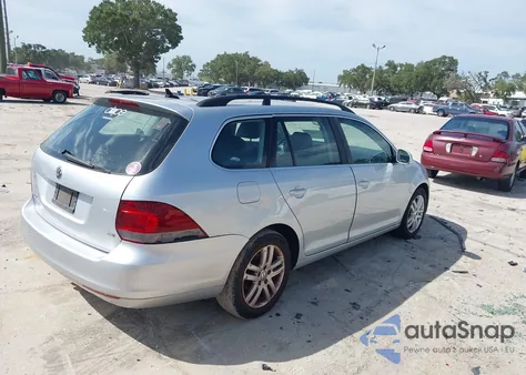 2013 Volkswagen Jetta Sportwagen 2.0L Tdi from USA, damaged, VIN 3VWPL7AJ5DM633292